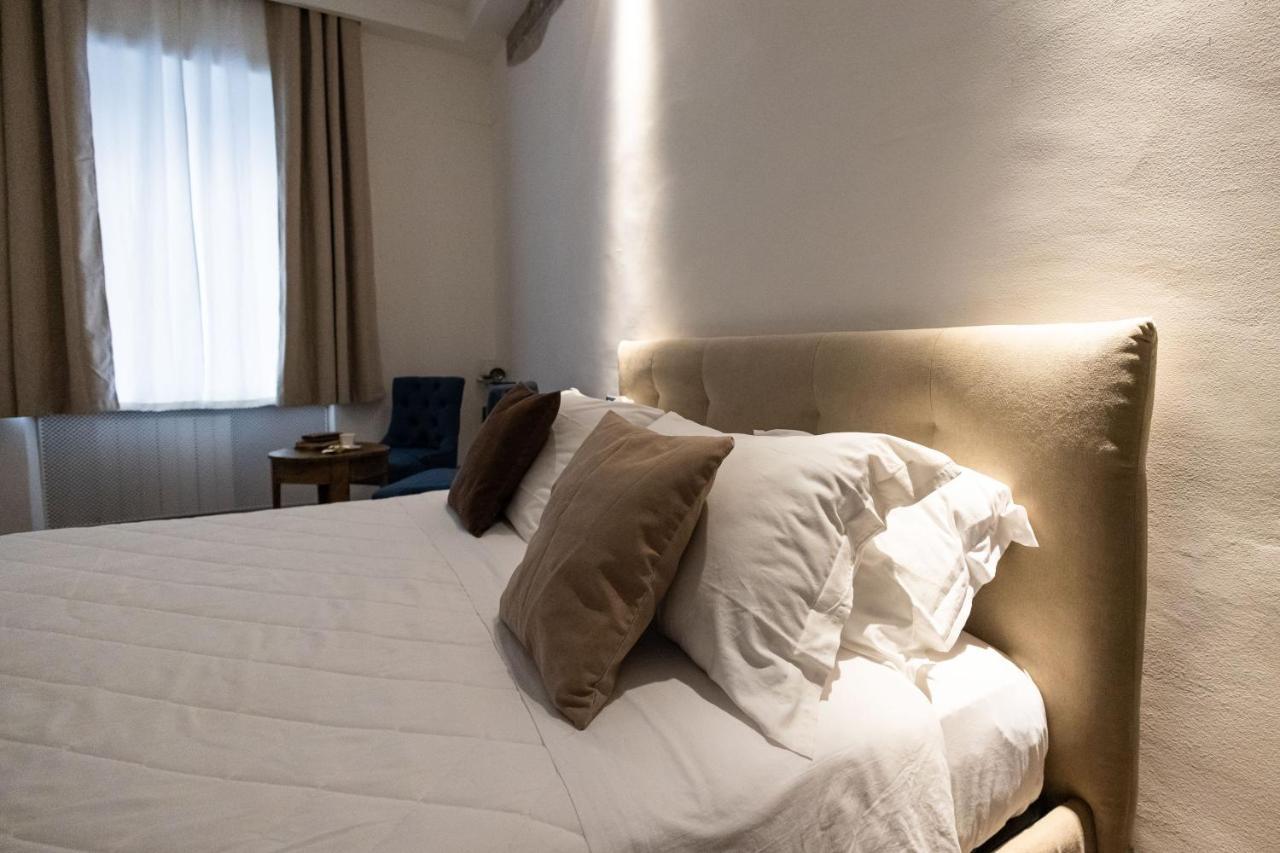 Clavdia Flat Monti Hotel Rome Exterior photo